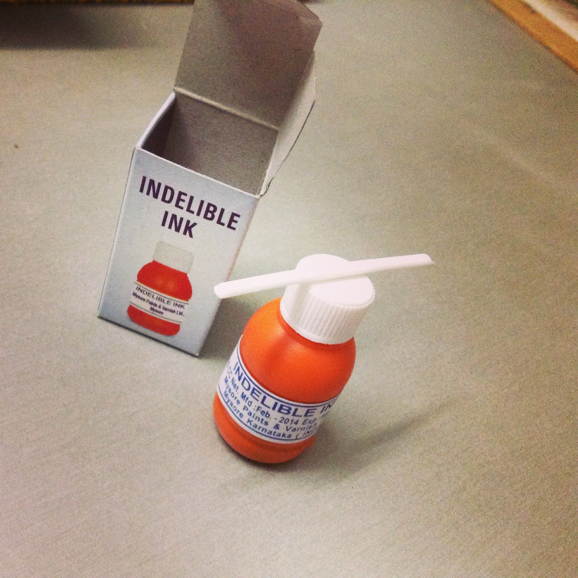 Picture of evm with vvpat alongsides